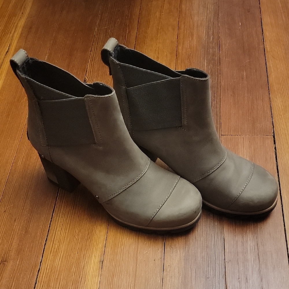 Sorel Addington Chelsea Boot Size 8.5